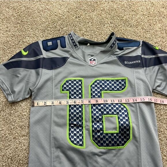 Tyler Lockett Seattle Seahawks on field style jersey Youth M - Picture 5 of 5